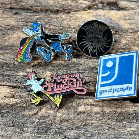 Rock Band & Art Pin Lot – Bob Dylan, Keep on Pluckin’, Vomit Skeleton, Good Peop - Picture 1 of 9
